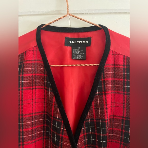 VINTAGE HALSTON 3 Pc Red Black Plaid Skirt Suit Wool Sz 12/14 BLAZER SKIRT VEST - Picture 8 of 12